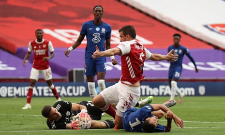 Chelsea’s Pedro lands on his shoulder.
