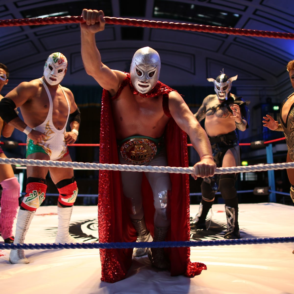 El Santo Legendary Mexican Wrestler Commemorated In Google