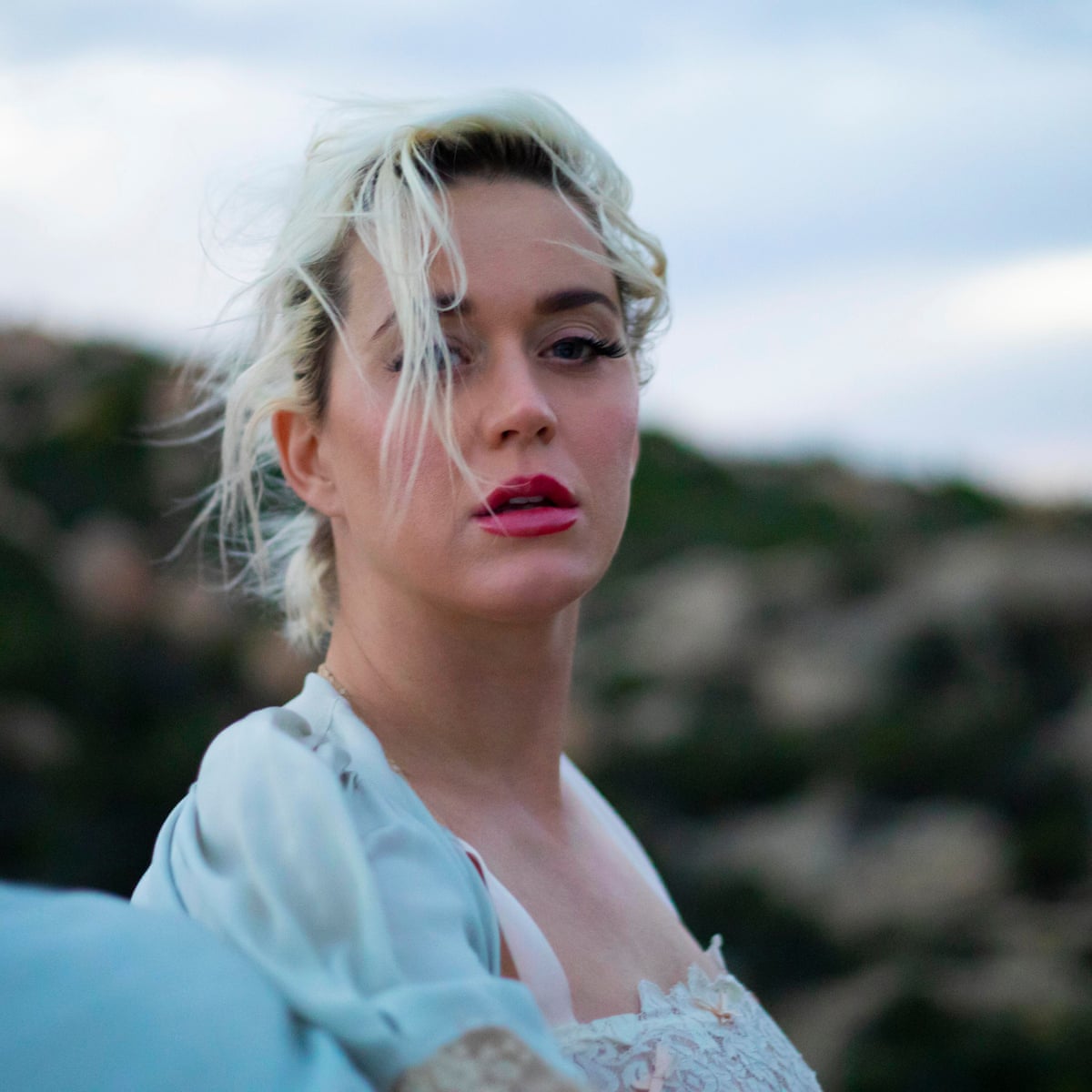 Katy Perry Smile Review Tireless Trouper Loses Momentum Katy Perry The Guardian