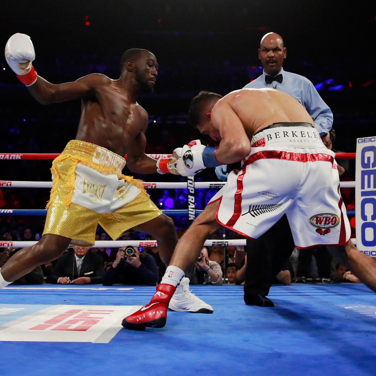 Terence Crawford Defeats Amir Khan To Retain Wbo Welterweight