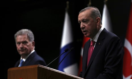 President Erdoğan beside his Finnish counterpart, Sauli Niinisto, in Ankara on Friday