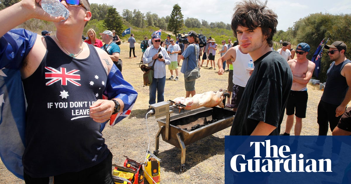 Cronulla riots tension as protesters gatecrash 10th anniversary memorial in pictures Media Cronulla riots tension as protesters gatecrash 10th anniversary memorial in pictures Media