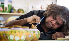 Artist Rona Rubuntja of the Hermannsburg Potters