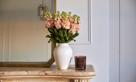 Flowerbx Blush Nude Stock