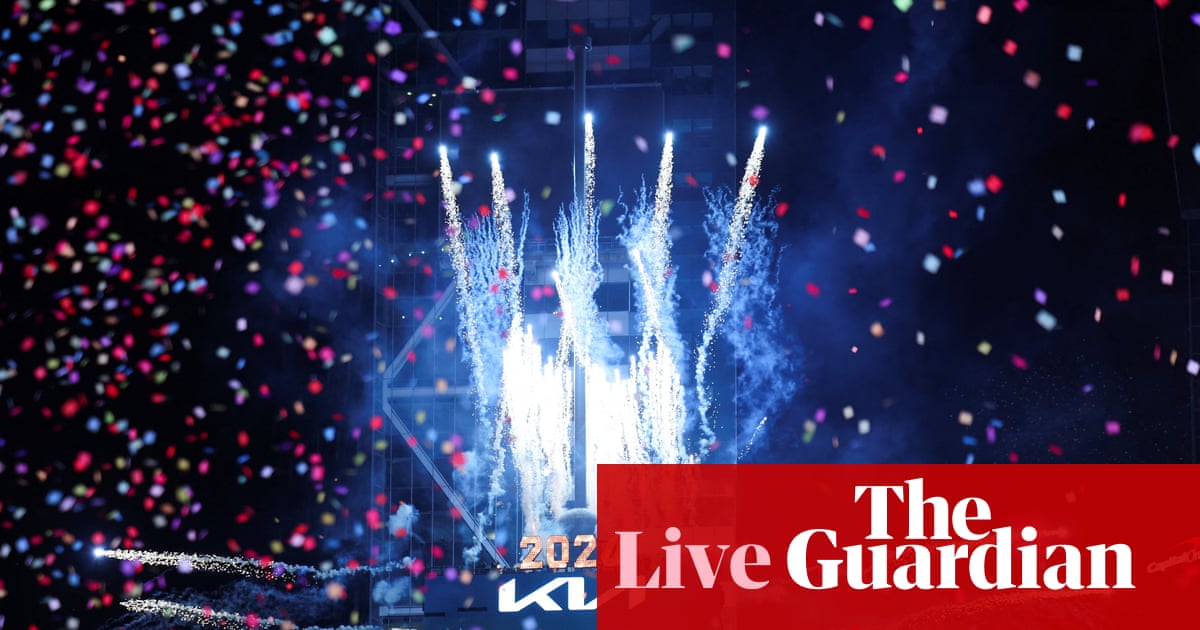 New Year’s Eve live: fireworks in London, Paris, Berlin and Rome as 2026 begins
