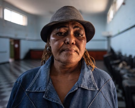 'Luz nesta escuridão': comunidades resistem à cultura de gangues da Cidade do Cabo