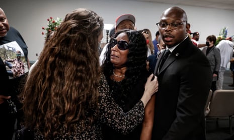 RowVaughn Wells, center, mother of Tyre Nichols, is comforted during a memorial service in Memphis, Tennessee, on 17 January.