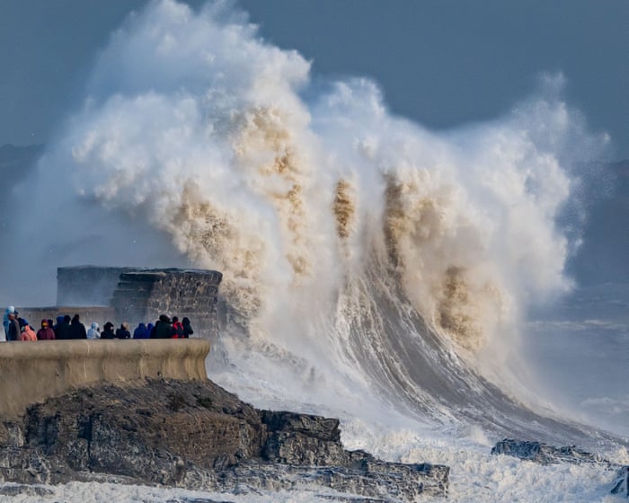 Storm Amy Causes Fatalities and Widespread Power Outages in UK and Ireland