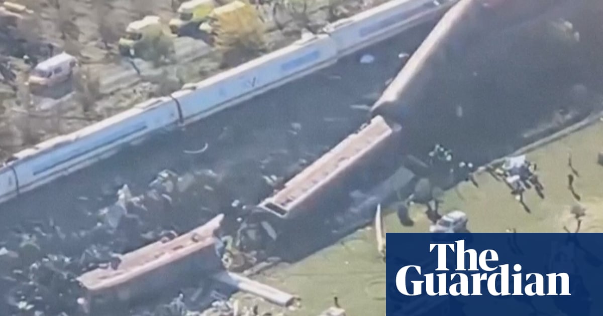 Aerial footage shows aftermath of deadly Spain train collision