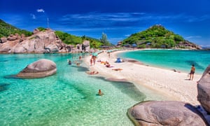 Vanaf dinsdag kunnen toeristen in Thailand Krabi, Phang Nga, Ko Samui, Ko Phangan en Ko Tao (foto) betreden, mits ze minimaal zeven dagen in een goedgekeurd hotel verblijven.