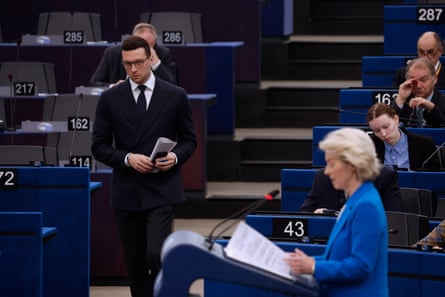 Bardella walking down stairs as Ursula von der Leyen speaks