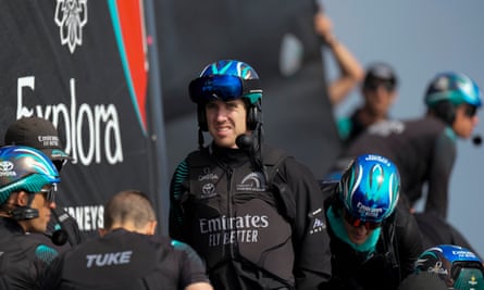 Peter Burling wearing a helmet.