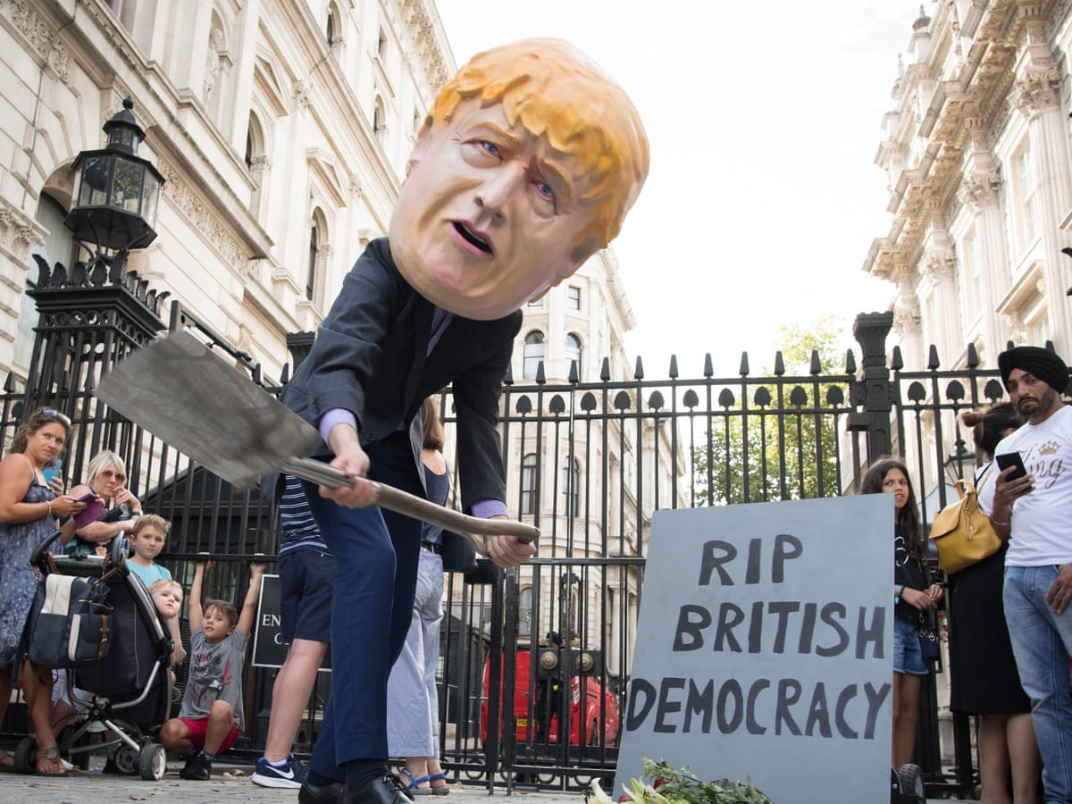 Boris Johnson Turns Queen S Balmoral Stay Into Holiday From Hell John Crace Politics The Guardian