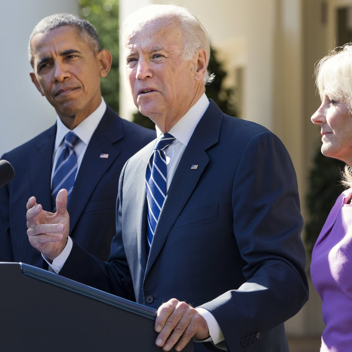 Joe Biden Announces He Will Not Run For President In 2016 Us News The Guardian