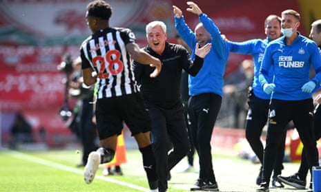 Joe Willock celebrates with Steve Bruce after scoring a dramatic late equaliser for Newcastle. 
