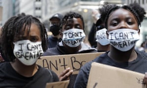 Chicagoans protest on 30 May over the death of George Floyd.