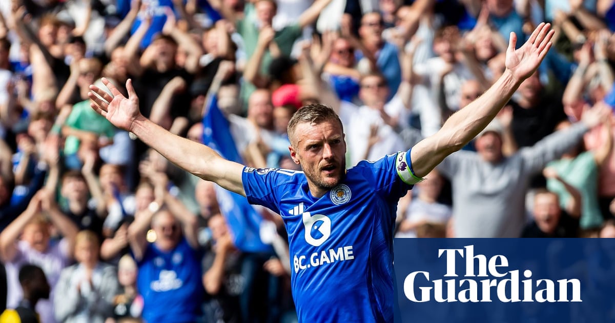 Jamie Vardy signs off in style with 200th goal for Leicester on final appearance Jamie Vardy signs off in style with 200th goal for Leicester on final appearance