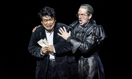 Jung Soo Yun as Henri and Giorgio Caoduro as Guy de Montfort in Les Vêpres Siciliennes