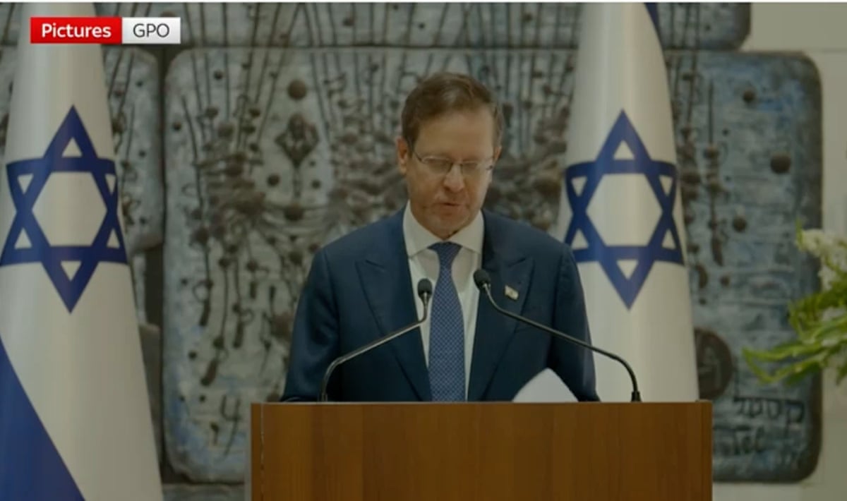 Isaac Herzog giving his statement today