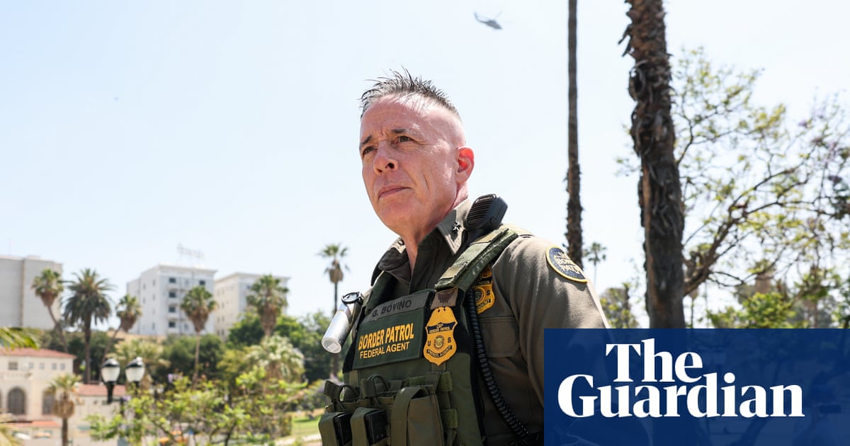 US border agent who led immigration crackdown in LA arrives in Chicago