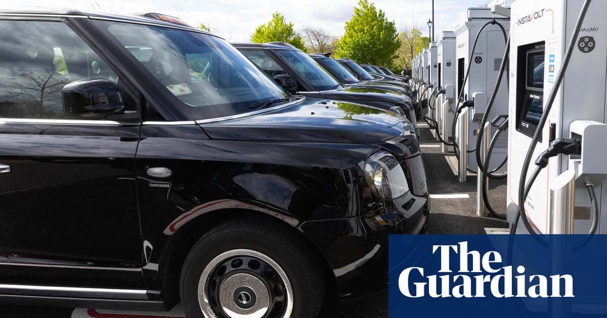 UK installs record number of public electric vehicle chargers | Electric, hybrid and low-emission cars