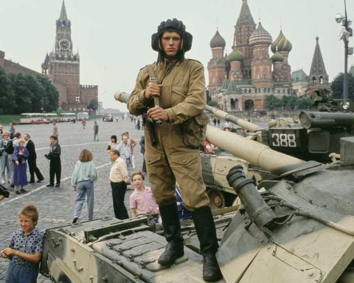 The Soviet Union's Sudden Downfall: A Lesson in Regime Collapse