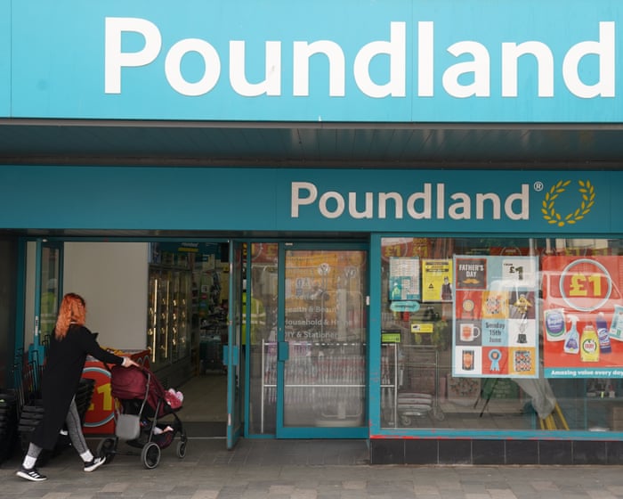 Poundland on brink of administration, with 12,000 jobs at risk