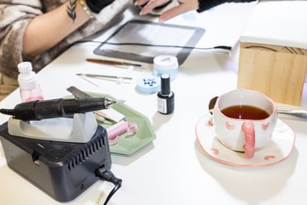 E-file manicures last longer than their gel counterparts.