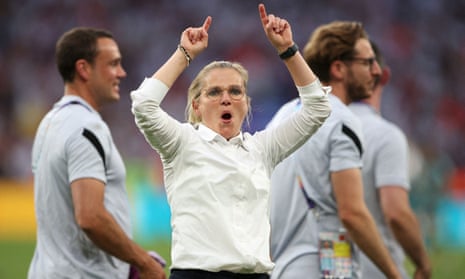 Sarina Wiegman celebrates after winning Euro 2022