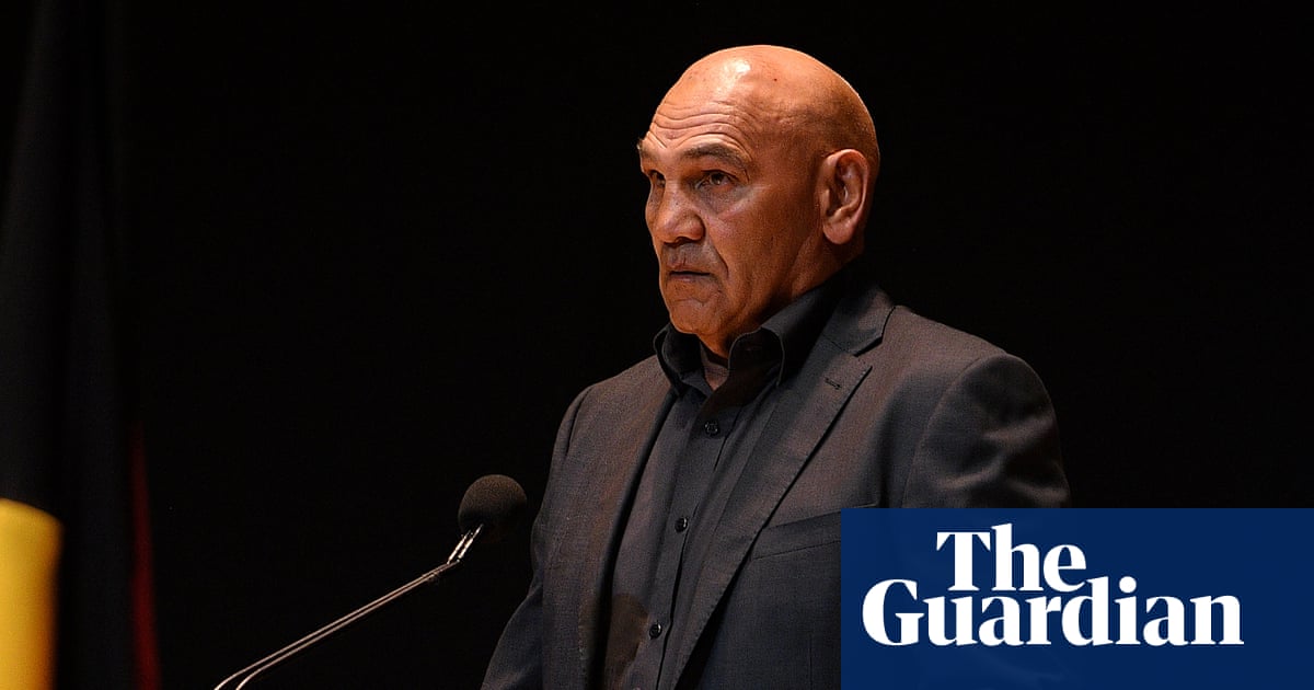 ‘Sad day in Australian sport’: tributes flow for trailblazing boxing great Tony Mundine