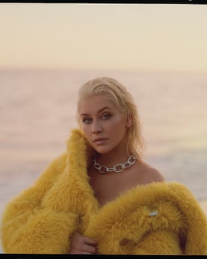 Christina Aguilera.
