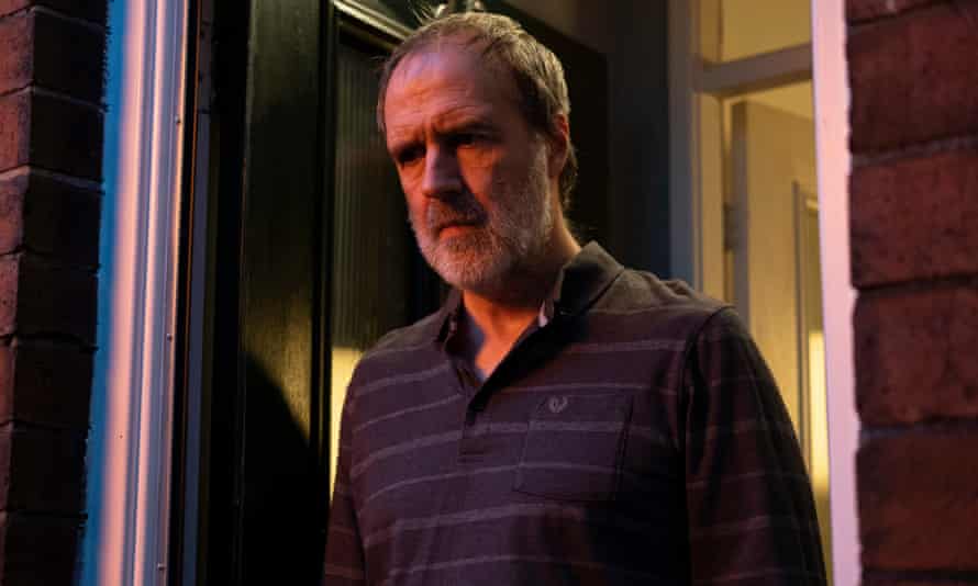Fred Rowley (Kevin Doyle).