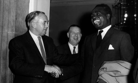 Kenneth Kaunda, right, on a visit to London in 1964, with the UK prime minister Harold Wilson, left, and Arthur Bottomley, secretary of state for Commonwealth relations.