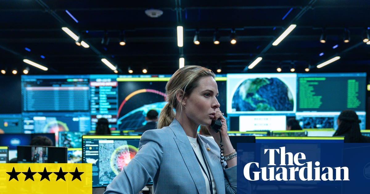 A House of Dynamite review Kathryn Bigelow's nuclear endgame thriller is a terrifying, white-knuckle comeback