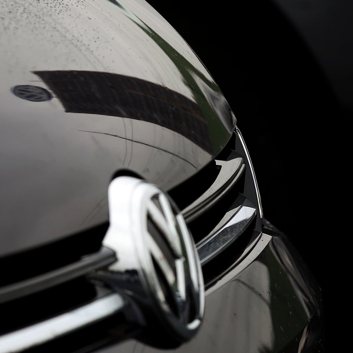 German Carmakers Face Eu Anti Trust Inquiry Over Emissions Automotive Industry The Guardian