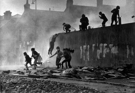 Northern IrelandDO NOT USE. FOR 13 JAN 2018. Catholic youth taunting British soldiers in the Bogside, Londonderry, Northern Ireland, 1971