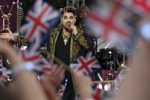 Adam Lambert performs with Queen