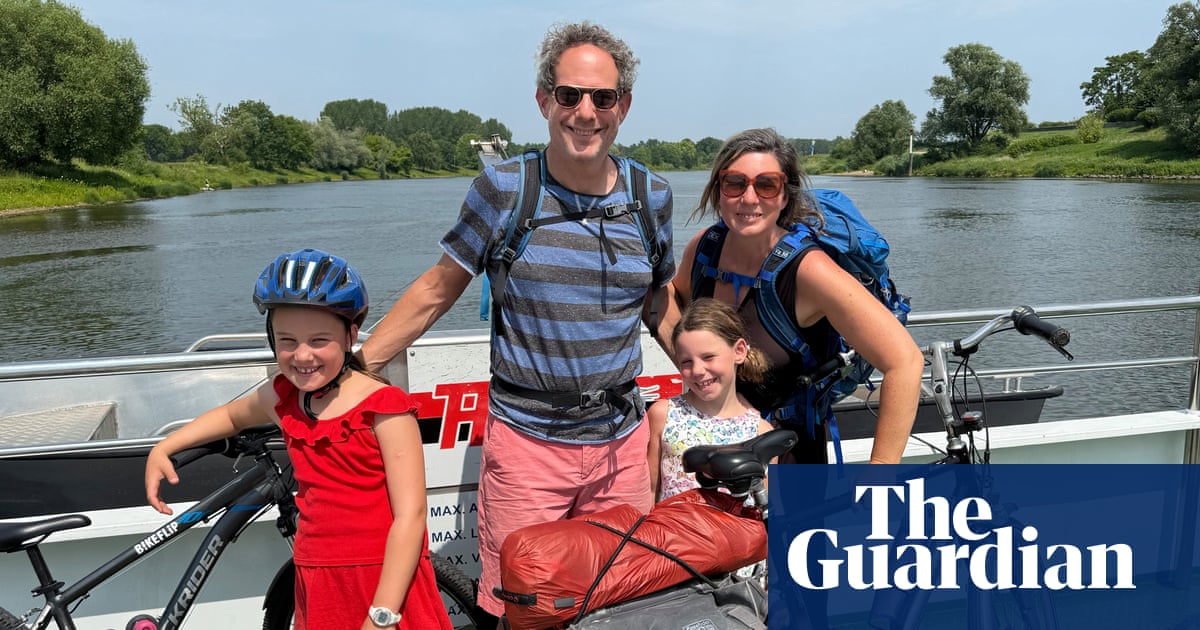Freewheeling family fun in the Netherlands: a cycling and camping trip along the Maas river | Cycling holidays Freewheeling family fun in the Netherlands: a cycling and camping trip along the Maas river | Cycling holidays