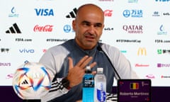 Roberto Martínez at a press conference