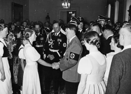 Hitler greeted by a ‘landgirl’ in 1939.