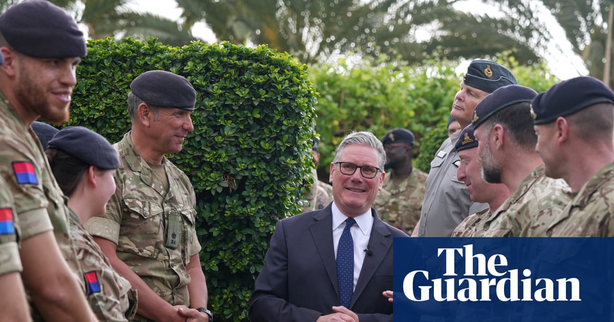 Starmer says UK wants to help with opening of Hormuz strait on Gulf visit