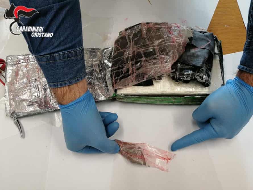 A suitcase full of cocaine fell from a plane in Sardinia