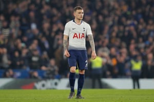 Trippier, dejected after scoring an own goal and the second for Chelsea.