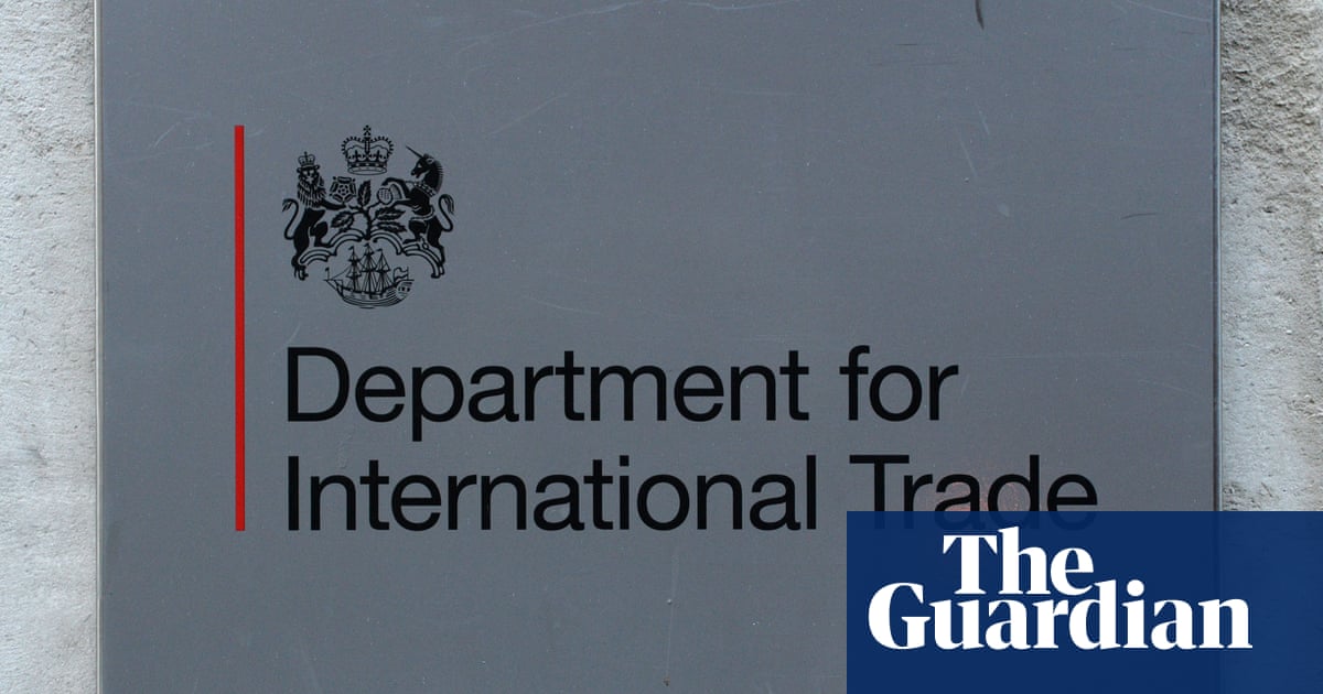 UK will be 15 years late in hitting £1tn annual export target, figures show