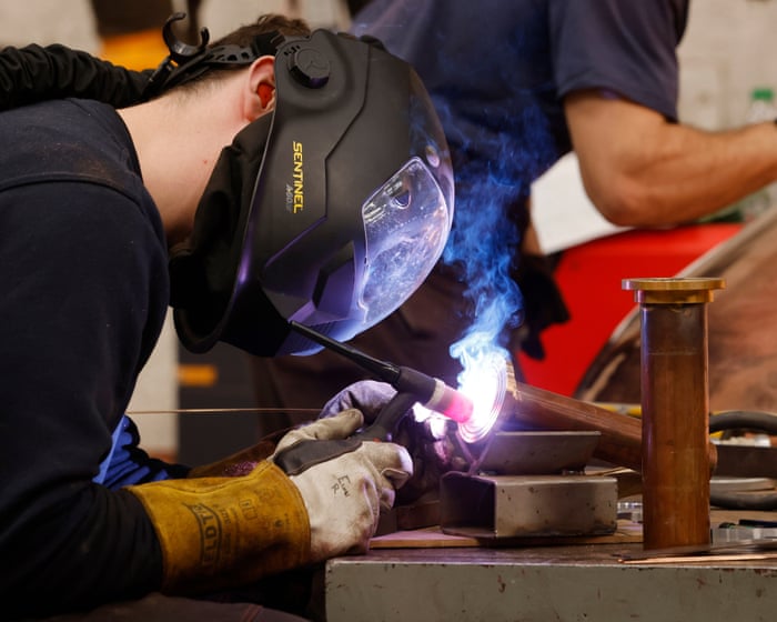 UK poised to ease steel tariffs as manufacturers warn of costs