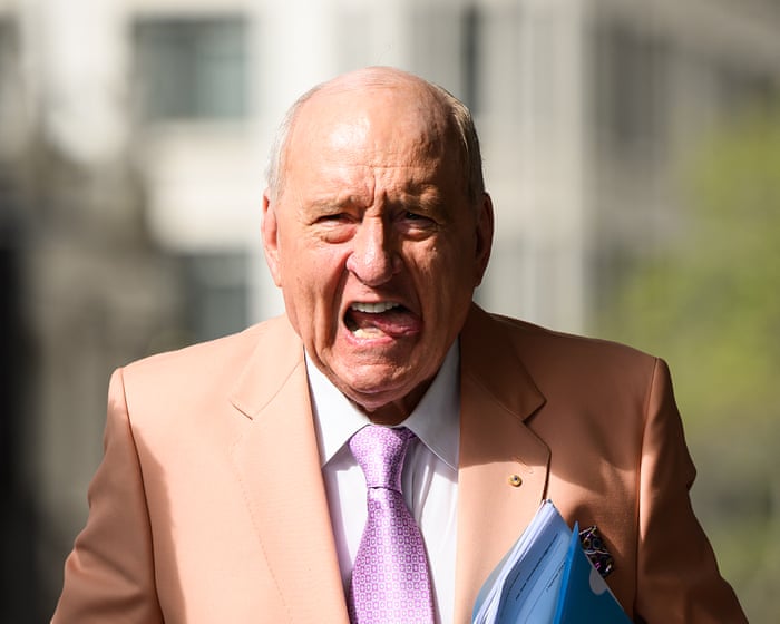 Witness told Alan Jones he was ‘the greatest broadcaster ever’ while labelling SMH reporter a ‘bitch’