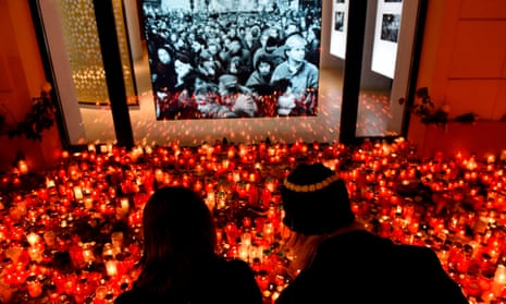 Victims, not victors? The uniquely Czech debate over how to memorialise the Velvet Revolution | Cities | The Guardian