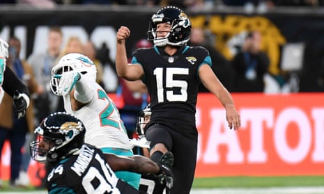 Matthew Wright's last-gasp kick gives Jacksonville welcome win over Miami, NFL