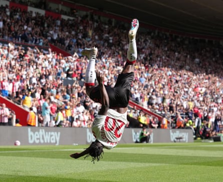 Kamaldeen Sulemana celebrates his first goal for Southampton with a somersault