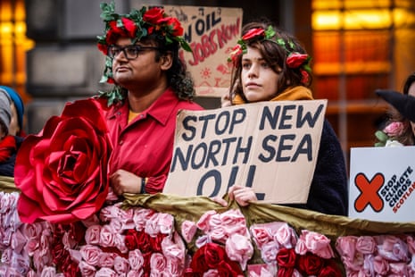 Climate activists demonstarting outside the Scottish court of session on the first day of the Rosebank and Jackdaw judicial review hearing in November 2024.